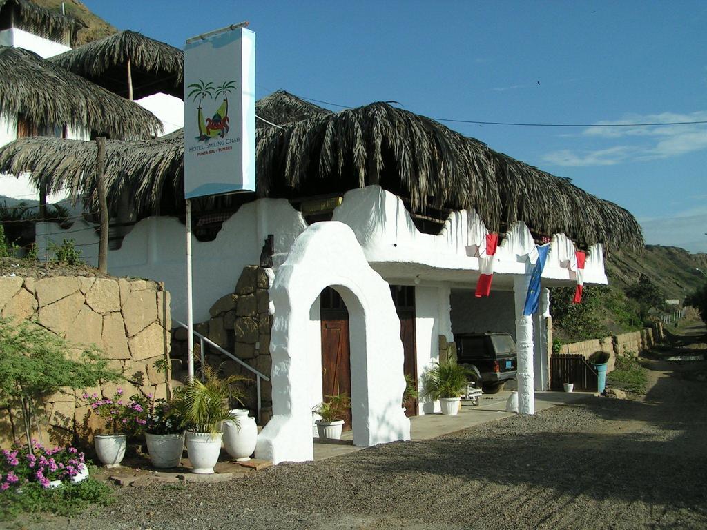 Hotel Smiling Crab Canoas de Punta Sal Buitenkant foto