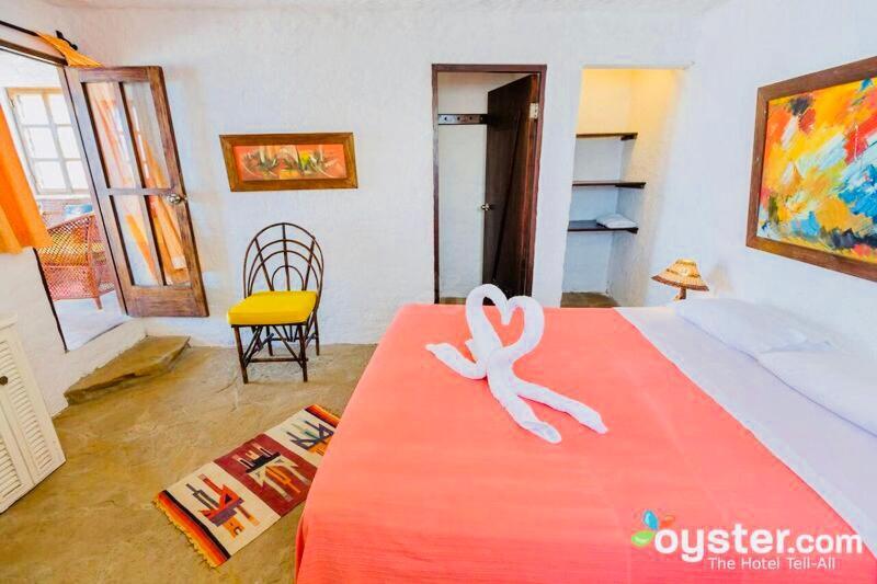 Hotel Smiling Crab Canoas de Punta Sal Buitenkant foto