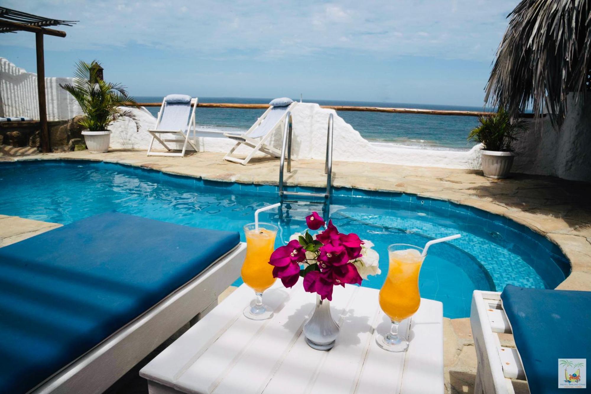 Hotel Smiling Crab Canoas de Punta Sal Buitenkant foto