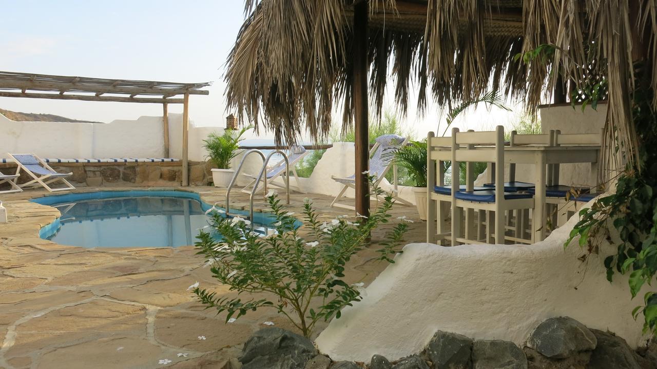 Hotel Smiling Crab Canoas de Punta Sal Buitenkant foto
